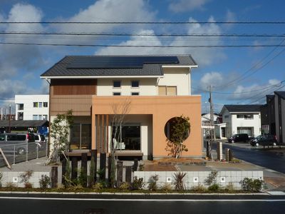 ホームズ